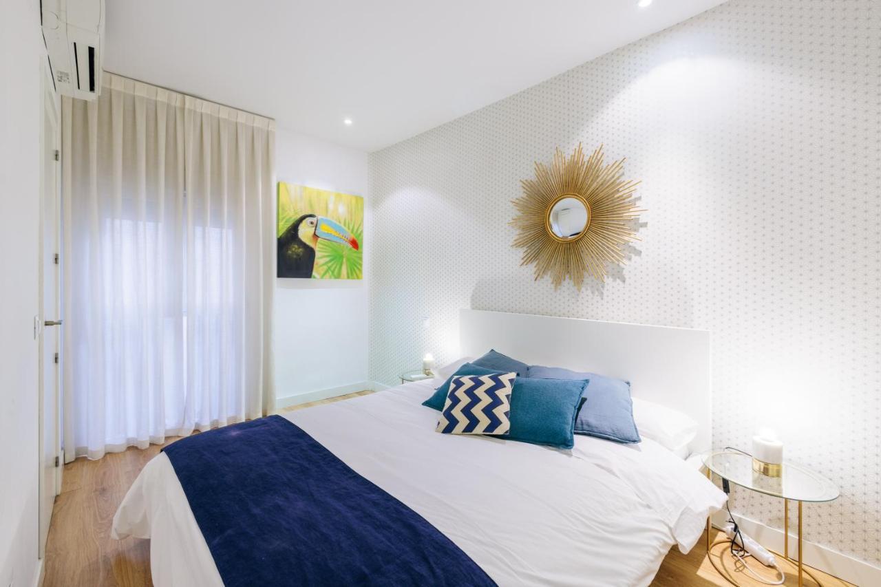 Mi Casa En Madrid- Spacious Apartments Callao Gran Via Εξωτερικό φωτογραφία